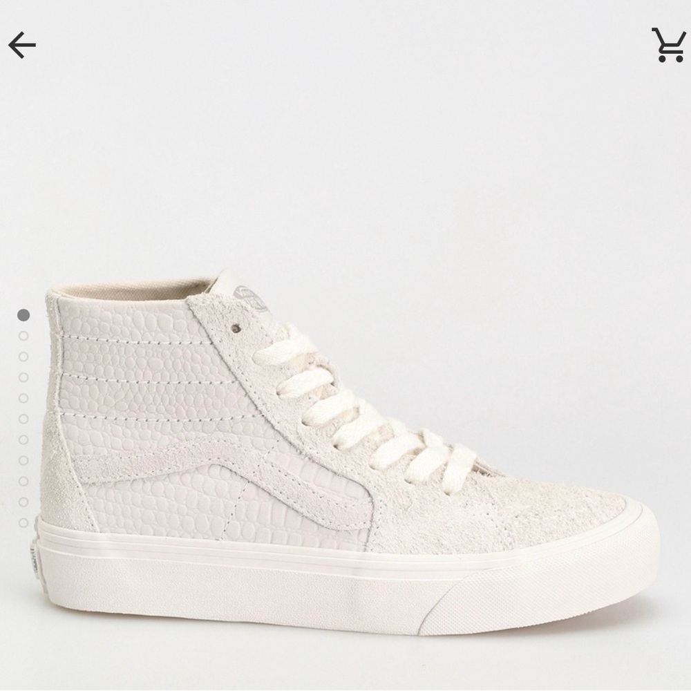 Vans Sk8 Hi Tapered Vr3 Shoes - white (gray multi)
6M US - 7.5W US - Picture 8 of 9